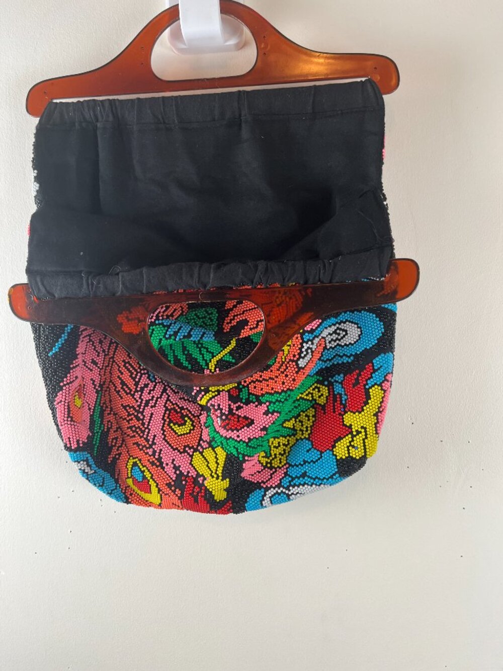 Kitsch Vintage Dargon & Phoenix Motif Beaded Handbag - Picture 3 of 8